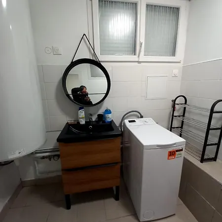 Apartmán - L'avenir C Stains