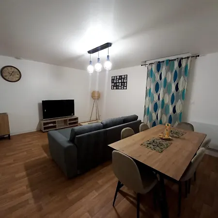 - L'avenir C Apartmán *