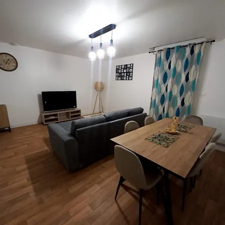 - L'avenir C Apartmán Stains